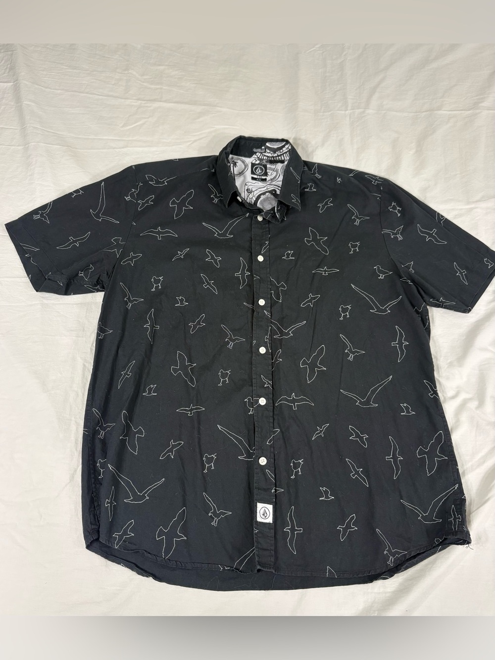 Volcom Mens Black Birds Overprint Short Sleeve Button Up Shirt XL